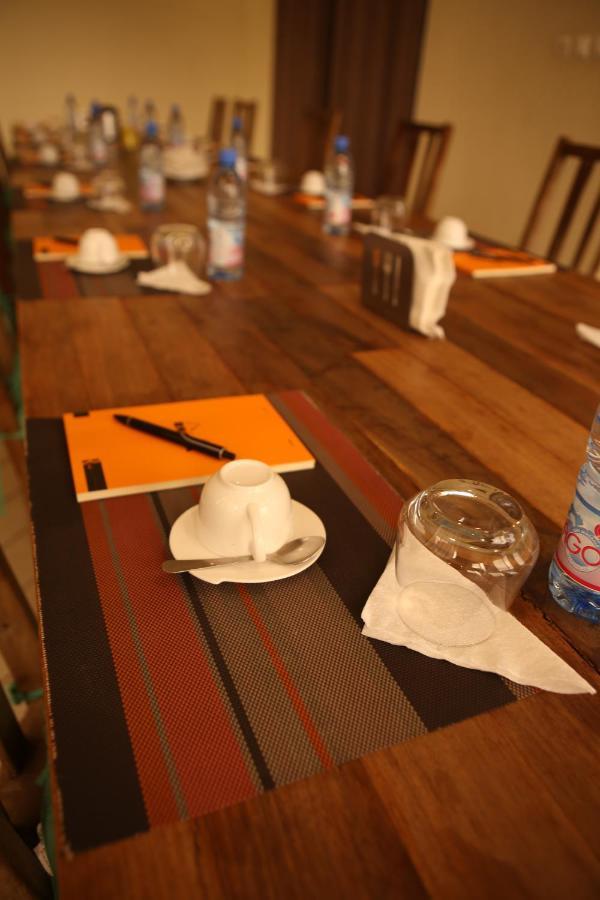 Au Bord De L'Eau Otel Bamako Dış mekan fotoğraf