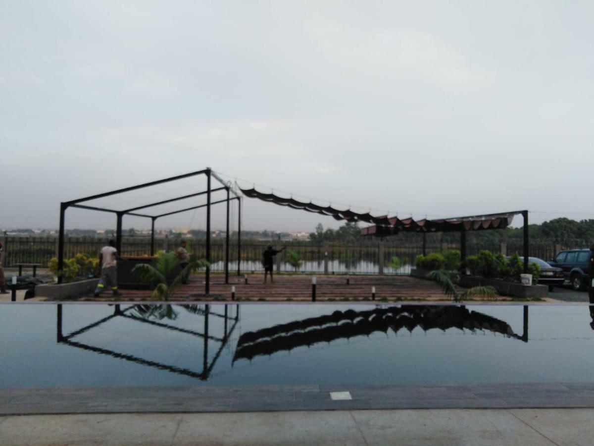 Au Bord De L'Eau Otel Bamako Dış mekan fotoğraf