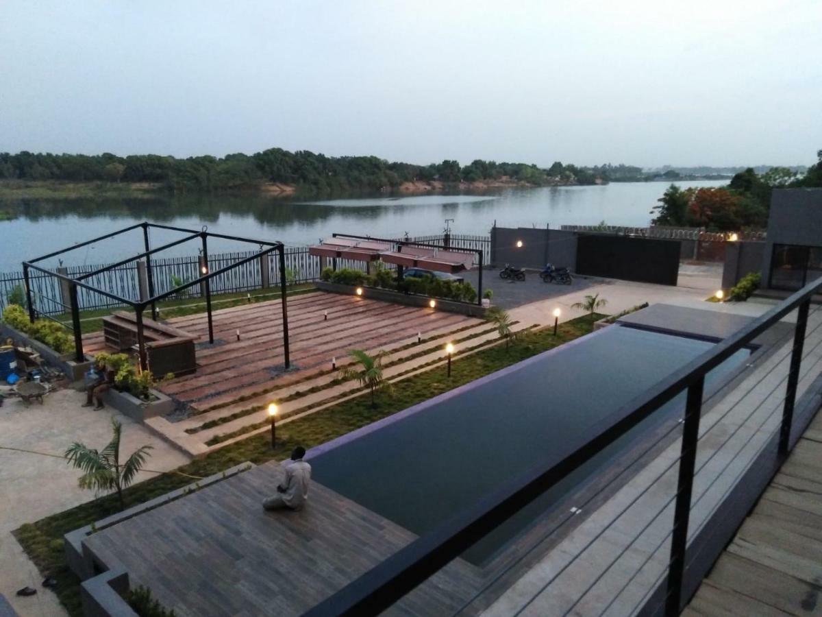 Au Bord De L'Eau Otel Bamako Dış mekan fotoğraf