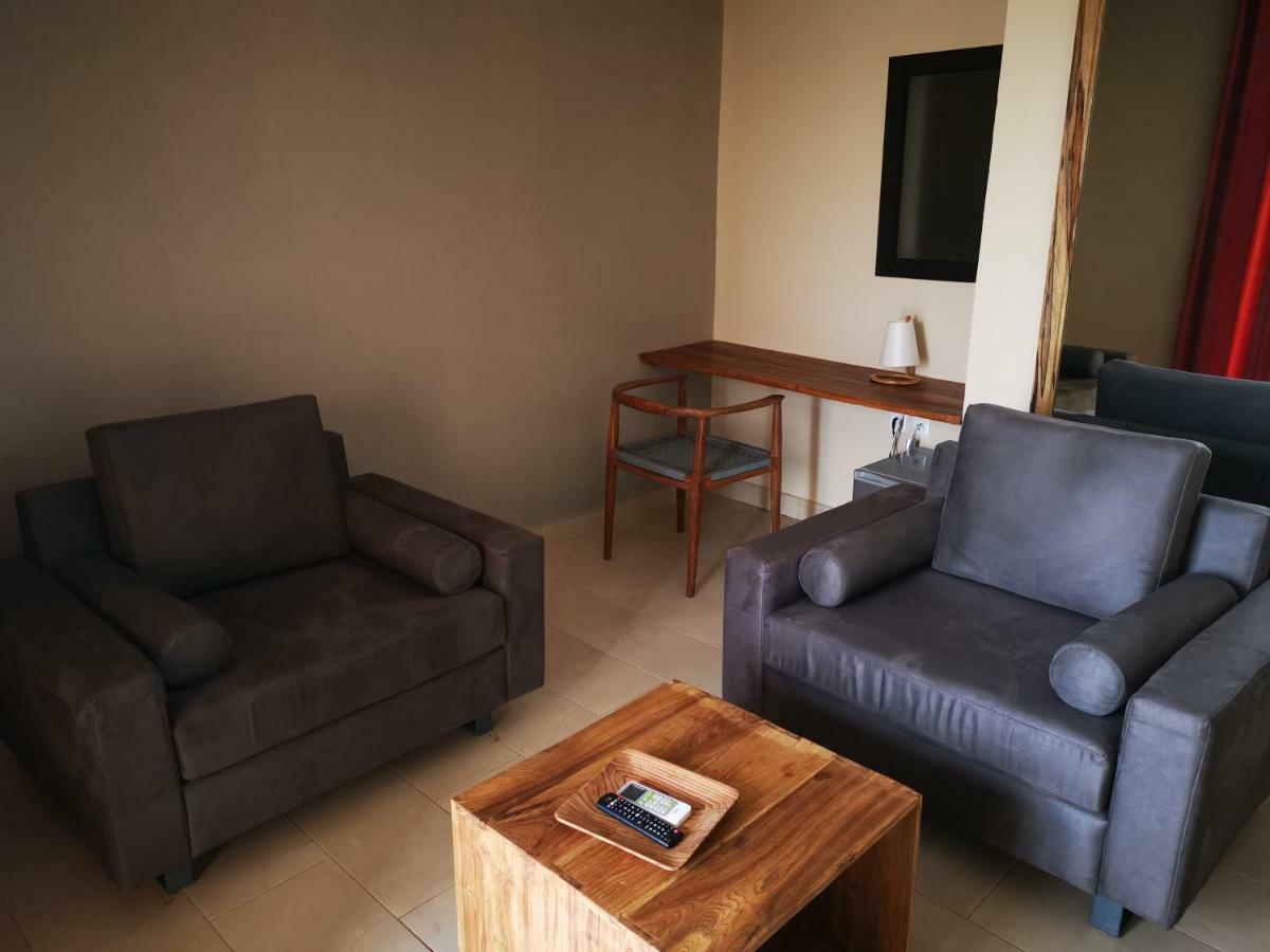 Au Bord De L'Eau Otel Bamako Dış mekan fotoğraf