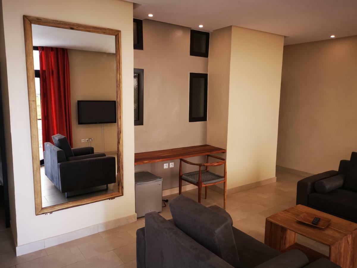 Au Bord De L'Eau Otel Bamako Dış mekan fotoğraf